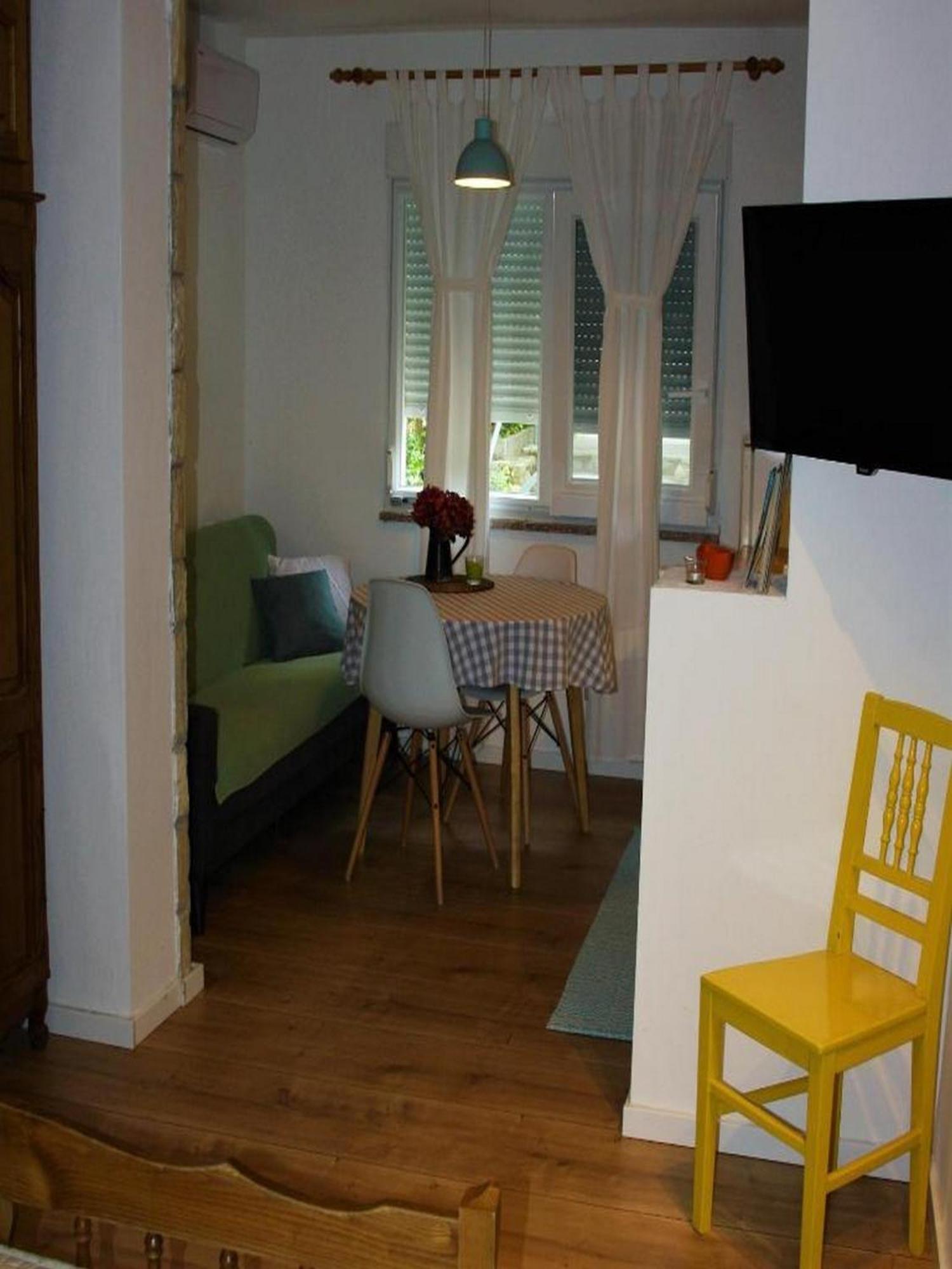 Apartmani Melita Malinska Oda fotoğraf
